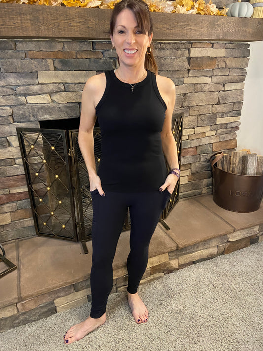 Performance Leggings With Pockets